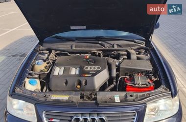 Хэтчбек Audi A3 2001 в Славуте