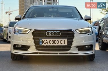 Седан Audi A3 2016 в Киеве