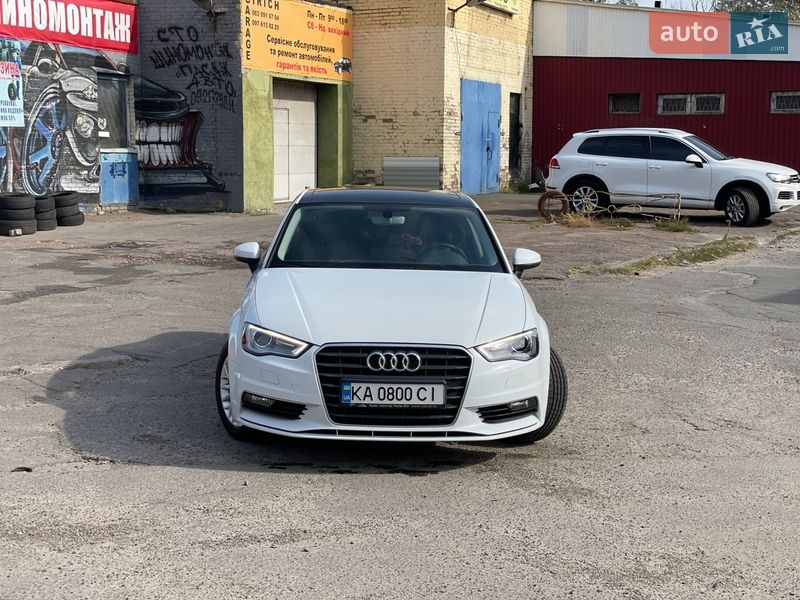Седан Audi A3 2016 в Киеве