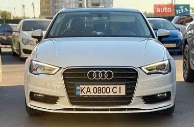 Седан Audi A3 2016 в Киеве