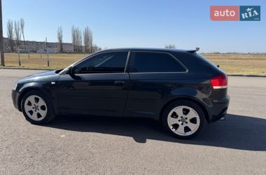 Хэтчбек Audi A3 2003 в Очакове