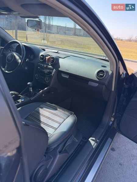 Хэтчбек Audi A3 2003 в Очакове