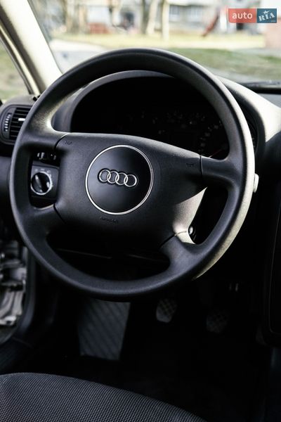 Хэтчбек Audi A3 2002 в Калуше