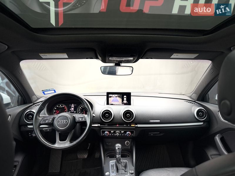 Седан Audi A3 2018 в Львове