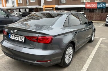 Седан Audi A3 2016 в Киеве