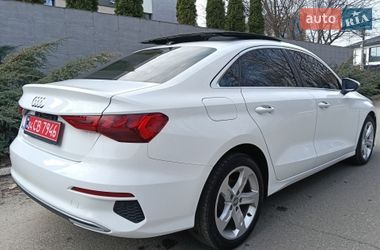 Седан Audi A3 2021 в Гатном