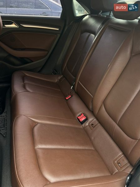 Седан Audi A3 2017 в Днепре