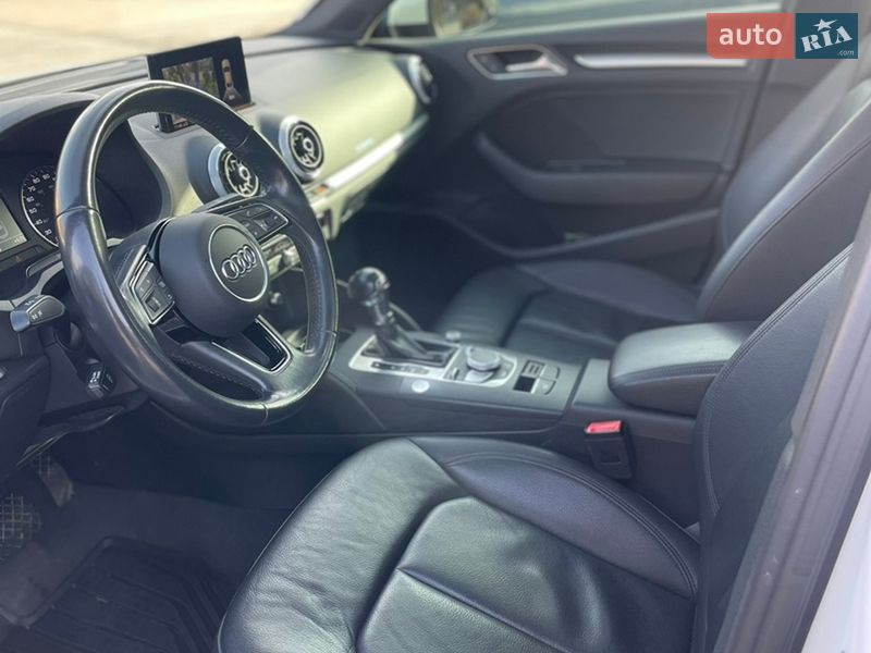Седан Audi A3 2017 в Ужгороді фото 21 Седан Audi A3 2017 в Ужгороді