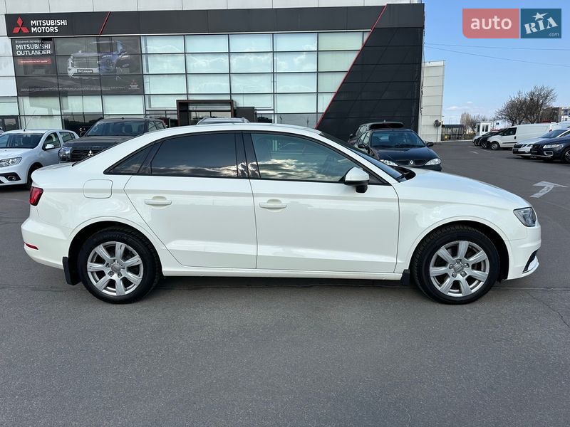 Седан Audi A3 2014 в Киеве фото 9 Седан Audi A3 2014 в Киеве