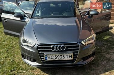 Седан Audi A3 2014 в Ізі