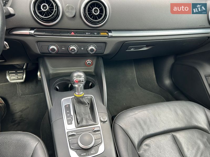 Седан Audi A3 2014 в Киеве