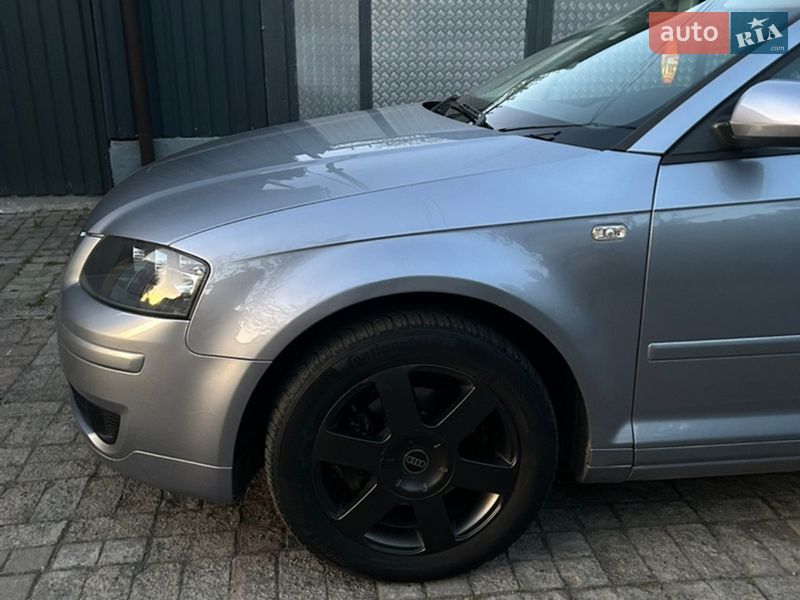 Хэтчбек Audi A3 2004 в Мукачево