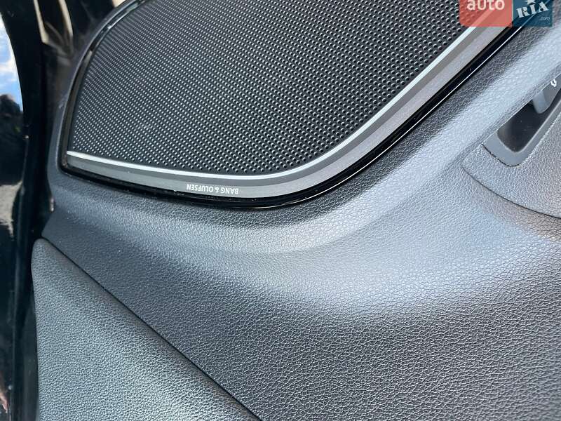 Седан Audi A3 2015 в Киеве фото 12 Седан Audi A3 2015 в Киеве