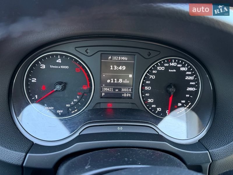 Седан Audi A3 2015 в Чернигове