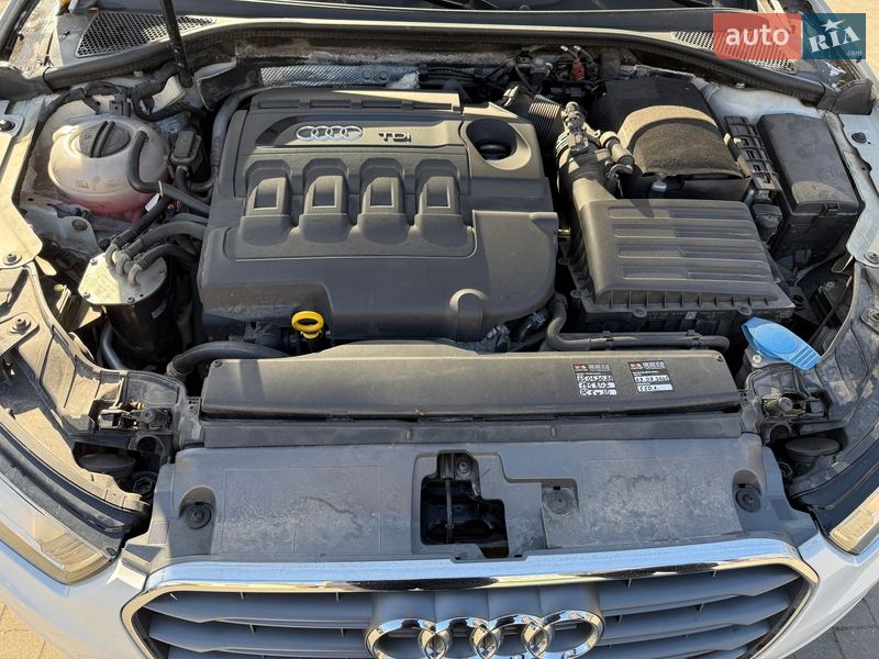 Седан Audi A3 2015 в Чернигове