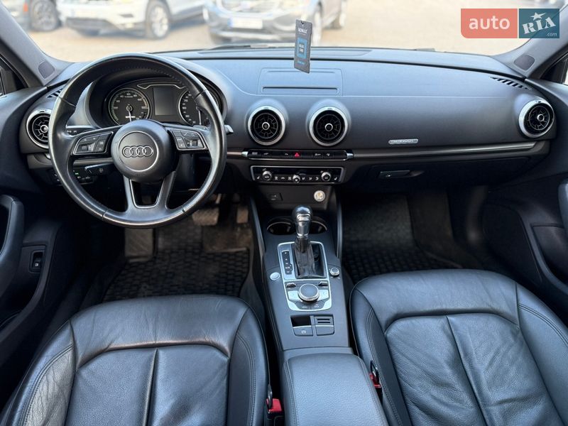 Хэтчбек Audi A3 2016 в Ровно фото 12 Хэтчбек Audi A3 2016 в Ровно
