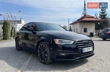 Седан Audi A3 2015 в Золочеве