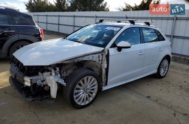 Хэтчбек Audi A3 2016 в Львове