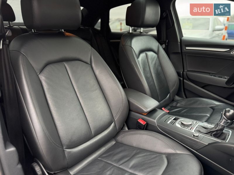 Седан Audi A3 2015 в Умани