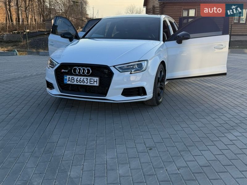Седан Audi A3 2016 в Бершади