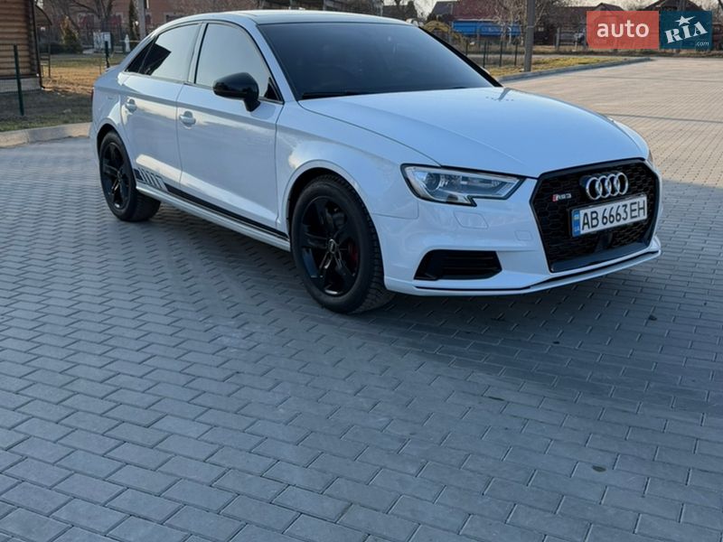 Седан Audi A3 2016 в Бершади