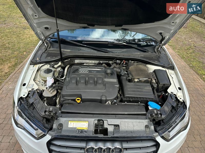 Хэтчбек Audi A3 2015 в Киеве