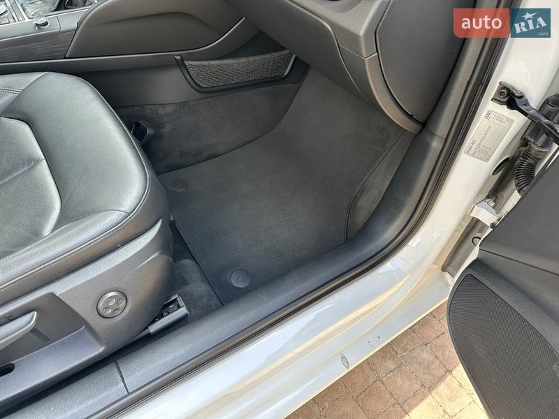 Хэтчбек Audi A3 2015 в Киеве