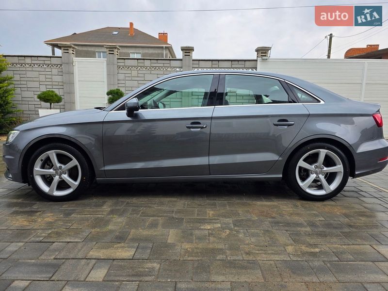 Седан Audi A3 2013 в Одессе