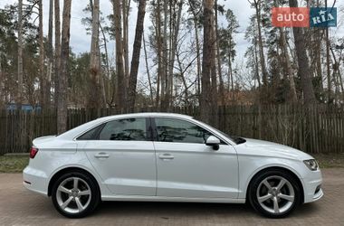 Седан Audi A3 2013 в Киеве