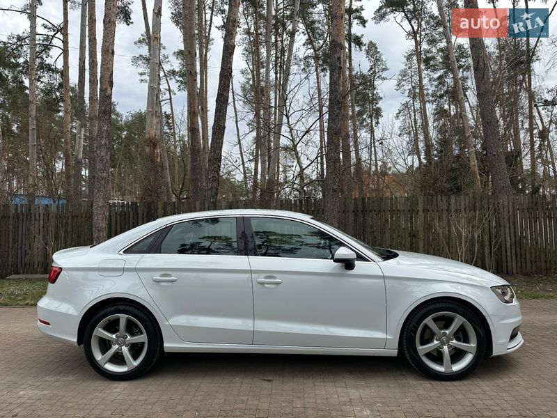 Седан Audi A3 2013 в Киеве