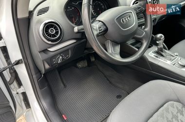 Седан Audi A3 2013 в Киеве