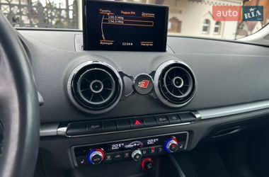 Седан Audi A3 2013 в Киеве