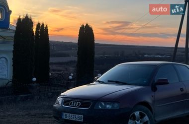 Хэтчбек Audi A3 2001 в Городенке