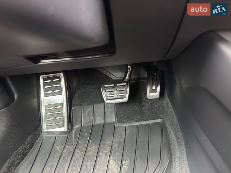 Кабриолет Audi A3 2016 в Киеве фото 47 Кабриолет Audi A3 2016 в Киеве