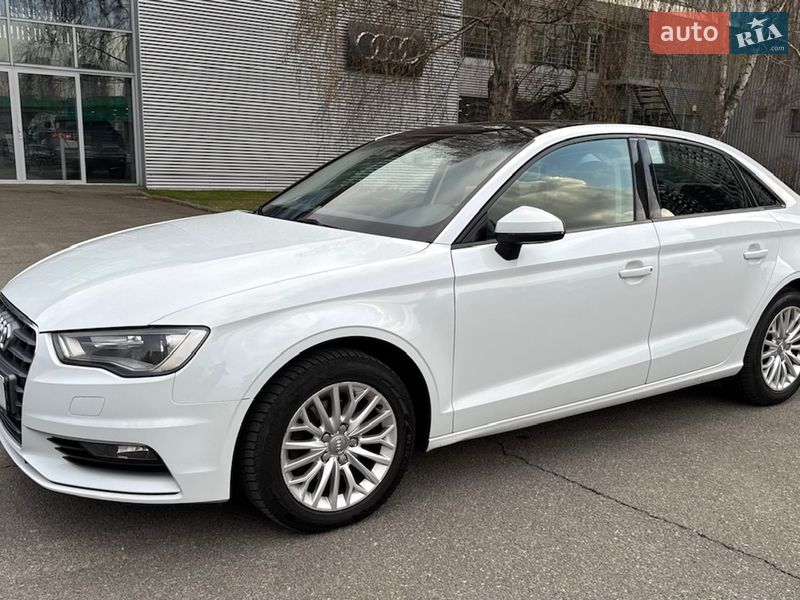 2016 Audi A3, VIN WAUZZZ8V2G1112172:plate — фото 1 (autoria)