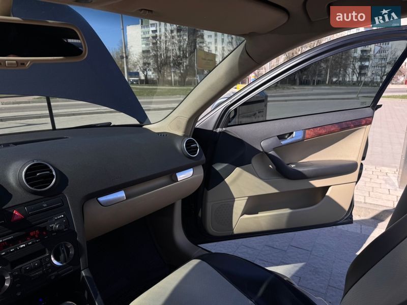 Хэтчбек Audi A3 2005 в Дрогобыче