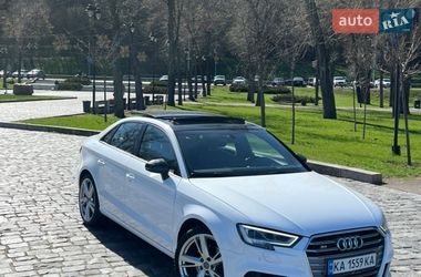 Седан Audi A3 2015 в Киеве