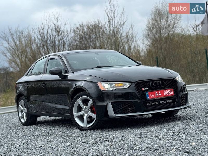 Седан Audi A3 2016 в Дрогобичі