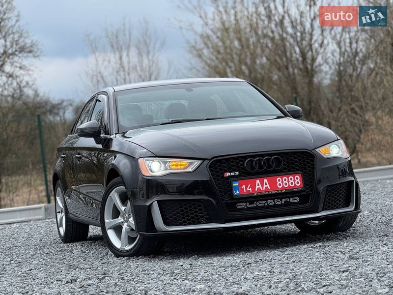 Седан Audi A3 2016 в Дрогобичі