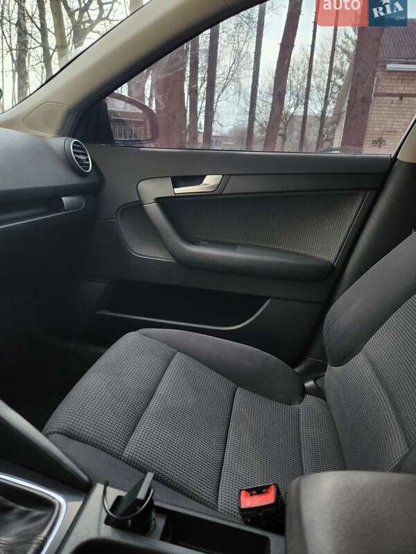 Хэтчбек Audi A3 2008 в Черновцах