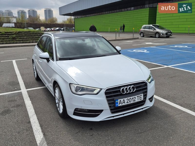 Хэтчбек Audi A3 2016 в Киеве