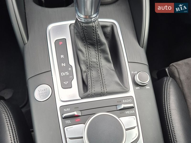 Хэтчбек Audi A3 2016 в Киеве