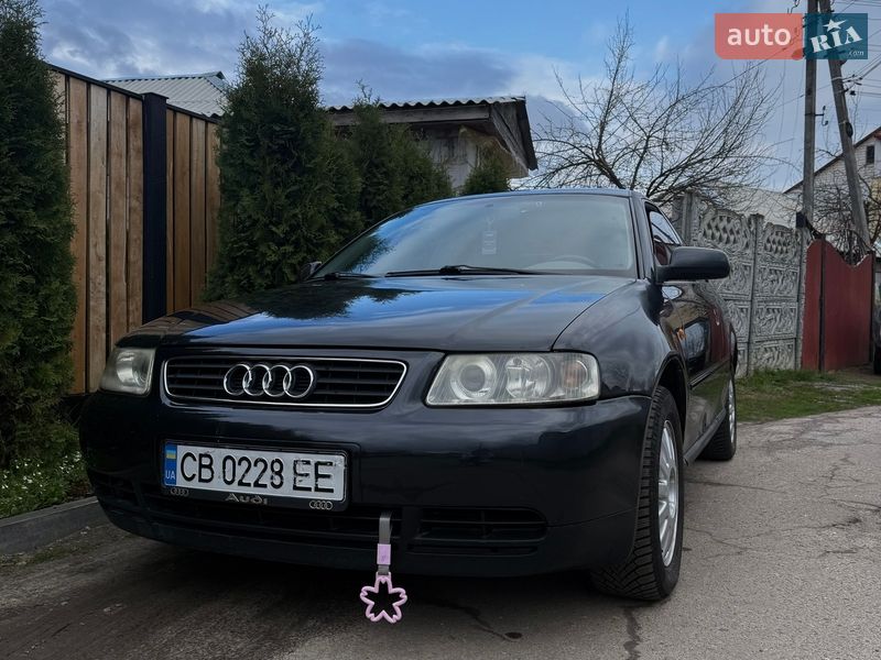 Хэтчбек Audi A3 1999 в Чернигове