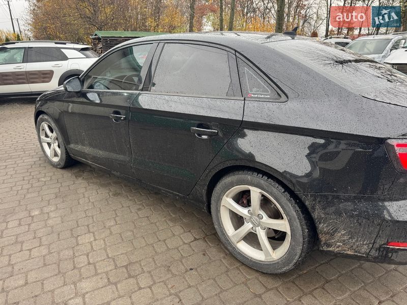 Седан Audi A3 2016 в Львові