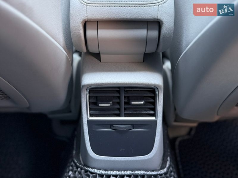 Седан Audi A3 2015 в Дніпрі фото 24 Седан Audi A3 2015 в Дніпрі