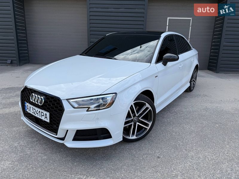 Седан Audi A3 2016 в Харкові