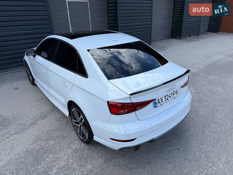 Седан Audi A3 2016 в Харкові
