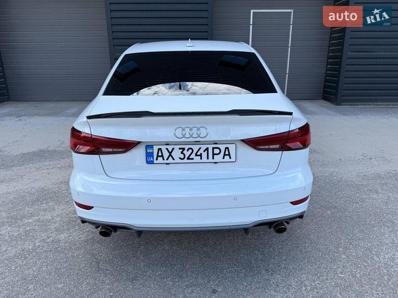 Седан Audi A3 2016 в Харкові