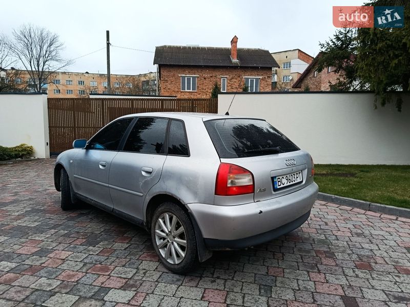 Хэтчбек Audi A3 2001 в Стрые