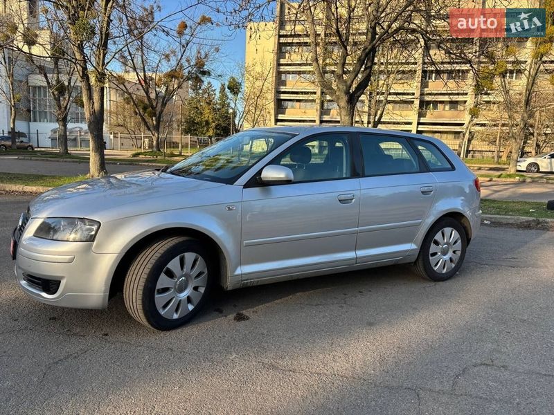 Хэтчбек Audi A3 2008 в Киеве